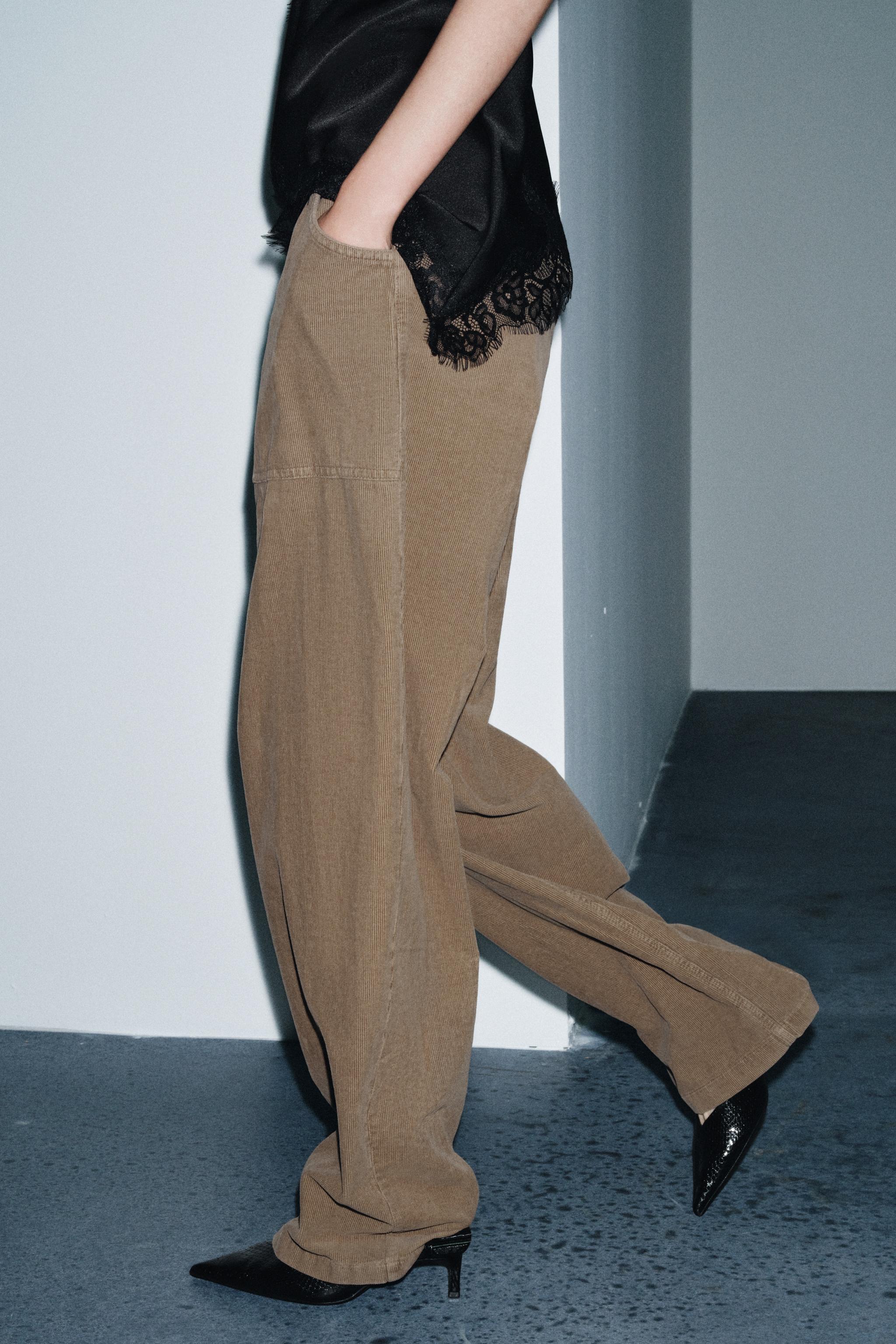 PANTALON DROIT EN VELOURS CÔTELÉ AVEC POCHES ZW COLLECTION